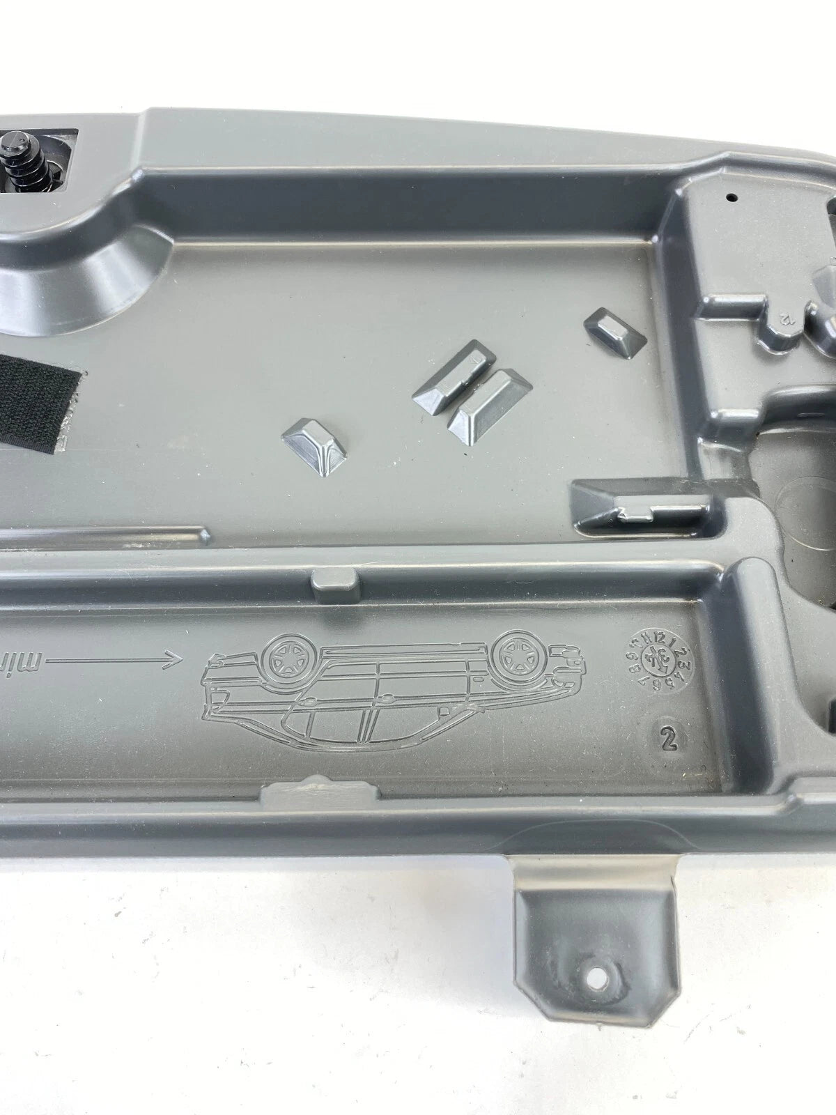 02-05 BMW 745I 745LI REAR TRUNK EMERGENCY FIRST AID KIT TOOL BOX 7111-675254 OEM