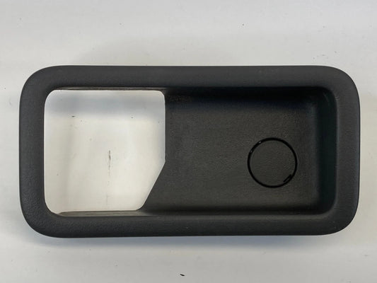 07-10 FORD EDGE REAR RIGHT BACK SIDE DOOR HANDLE BEZEL COVER TRIM 7T4378266A20A