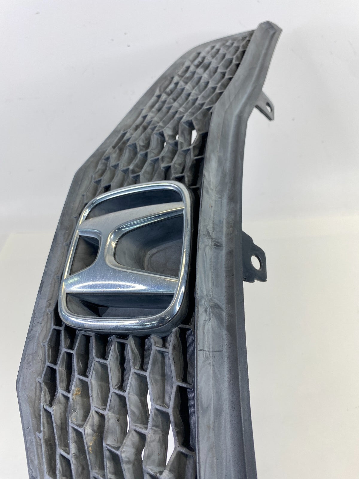 2009-2013 Honda Fit Front Bumper Grill Grille w/ Emblem 71121-TK6-A0 OEM