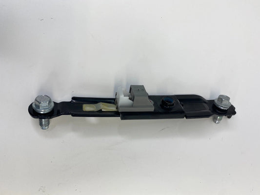2012-2017 HYUNDAI ACCENT FRONT LEFT OR RIGHT SIDE SEAT BELT HEIGHT ADJUSTER OEM