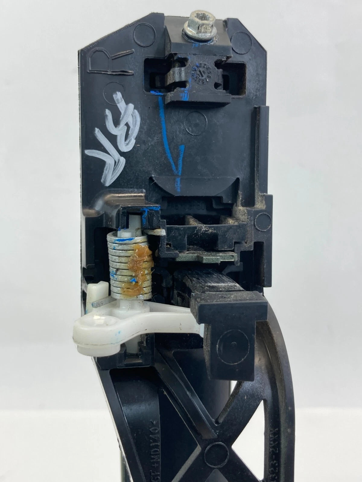 10-17 CHEVROLET EQUINOX REAR RIGHT SIDE EXTERIOR OUTER DOOR HANDLE 15786204 OEM