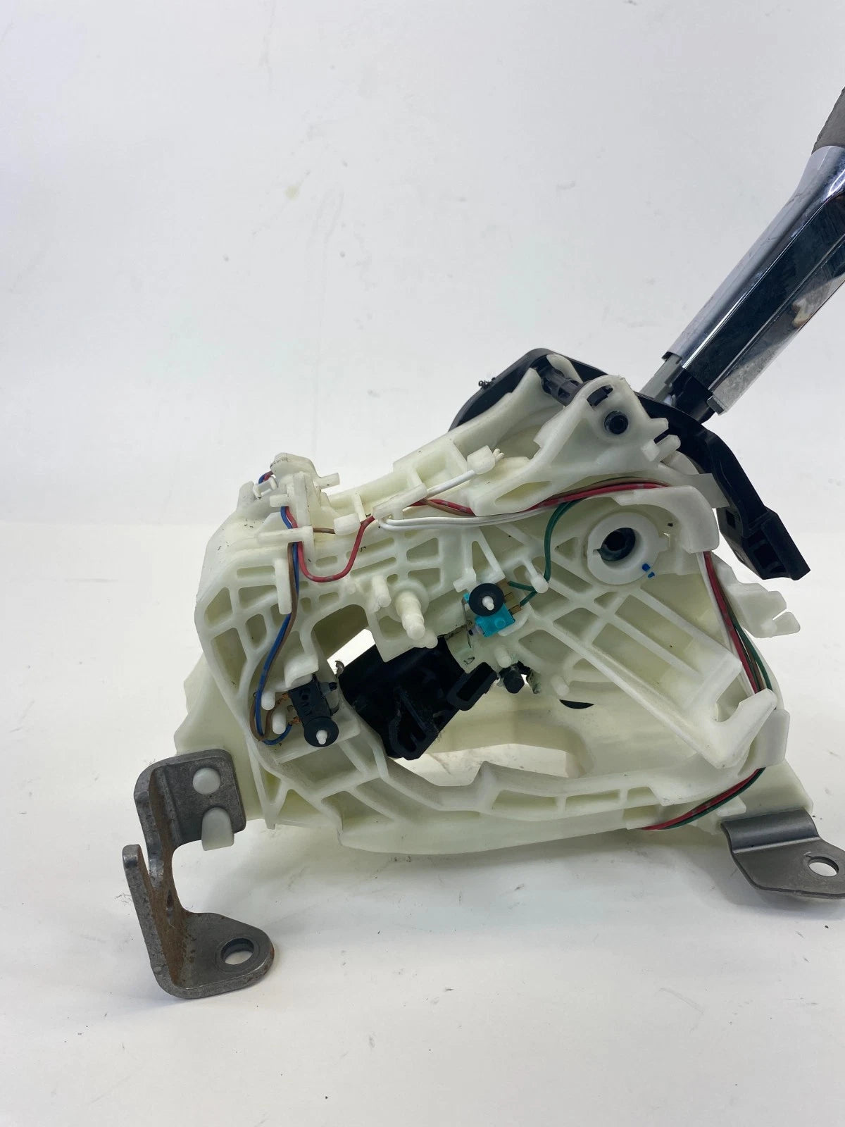 2011-2017 Nissan Quest Automatic Transmission Gear Selector Shifter Assy OEM