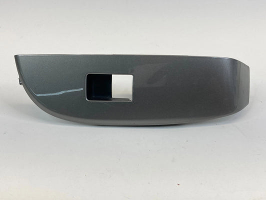 2013-2015 CHEVROLET MALIBU REAR RIGHT DOOR WINDOW SWITCH BEZEL TRIM 20829111 OEM