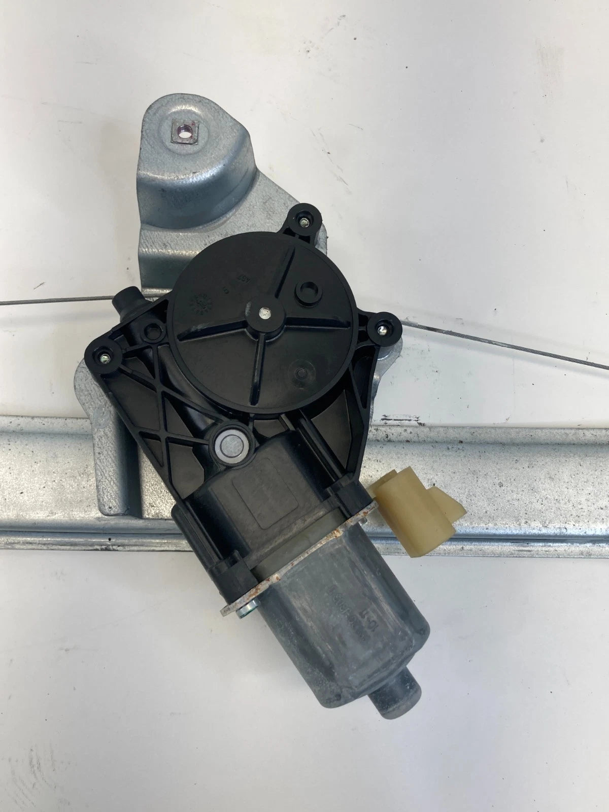 2010 2011 GMC TERRAIN REAR LEFT SIDE DOOR POWER WINDOW MOTOR W/ REGULATOR OEM