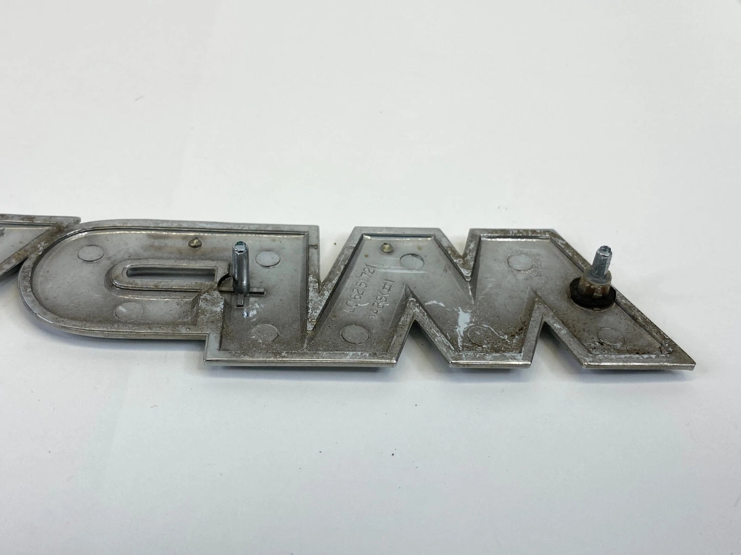 00-06 MAZDA MPV REAR TRUNK DECK LID NAME NAMEPLATE BADGE LOGO LC6251721 OEM