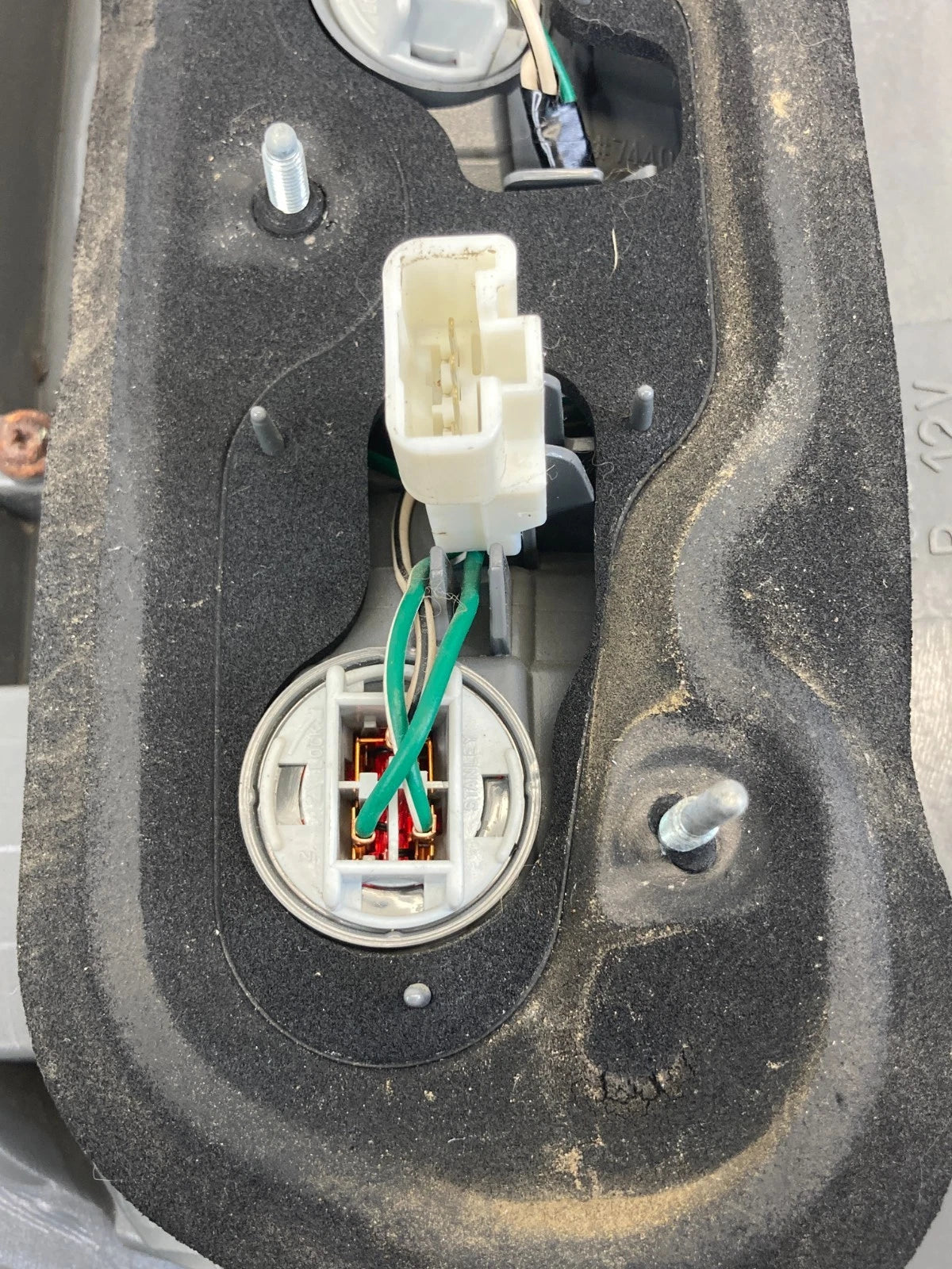 2008-2010 SCION XB REAR RIGHT PASSENGER SIDE TAIL LIGHT TAILLIGHT LAMP OEM