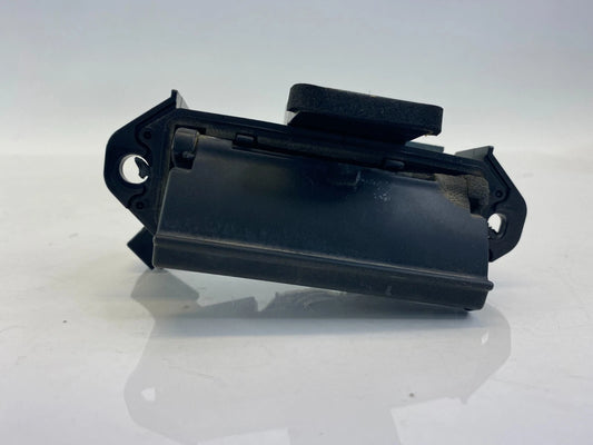 2009 2010 PONTIAC VIBE HATCHBACK REAR EXTERIOR TRUNK LID TAILGATE LEVER HANDLE