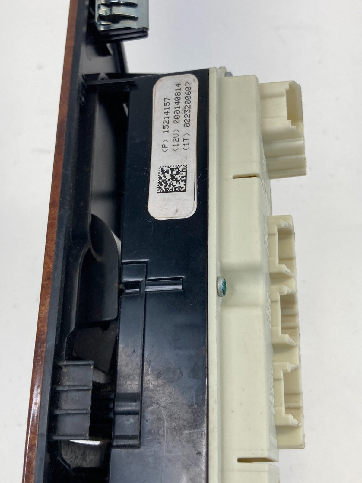 07 08 09 10 11 12 13 14 GMC Yukon Front Right Door Window Control Switch OEM