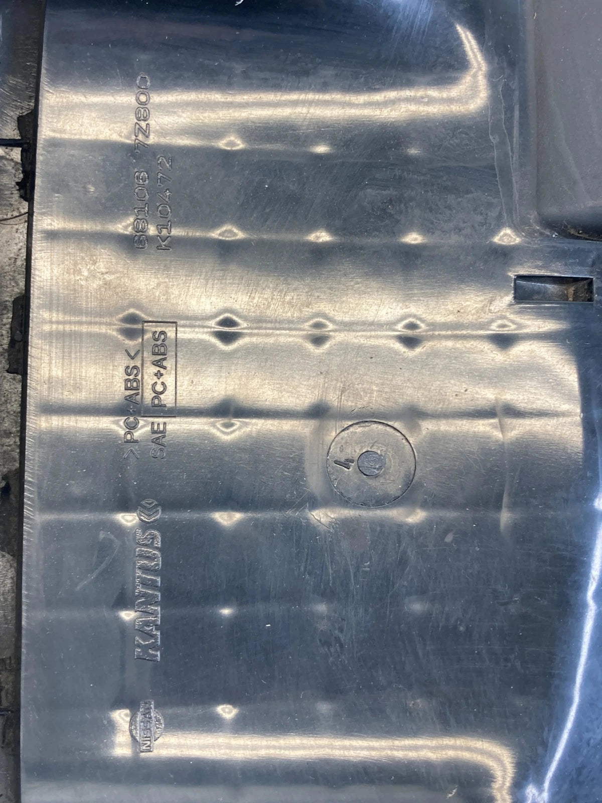 2001 2002 2003 2004 Nissan Xterra Dash Knee Bolster Pad Kick Panel OEM