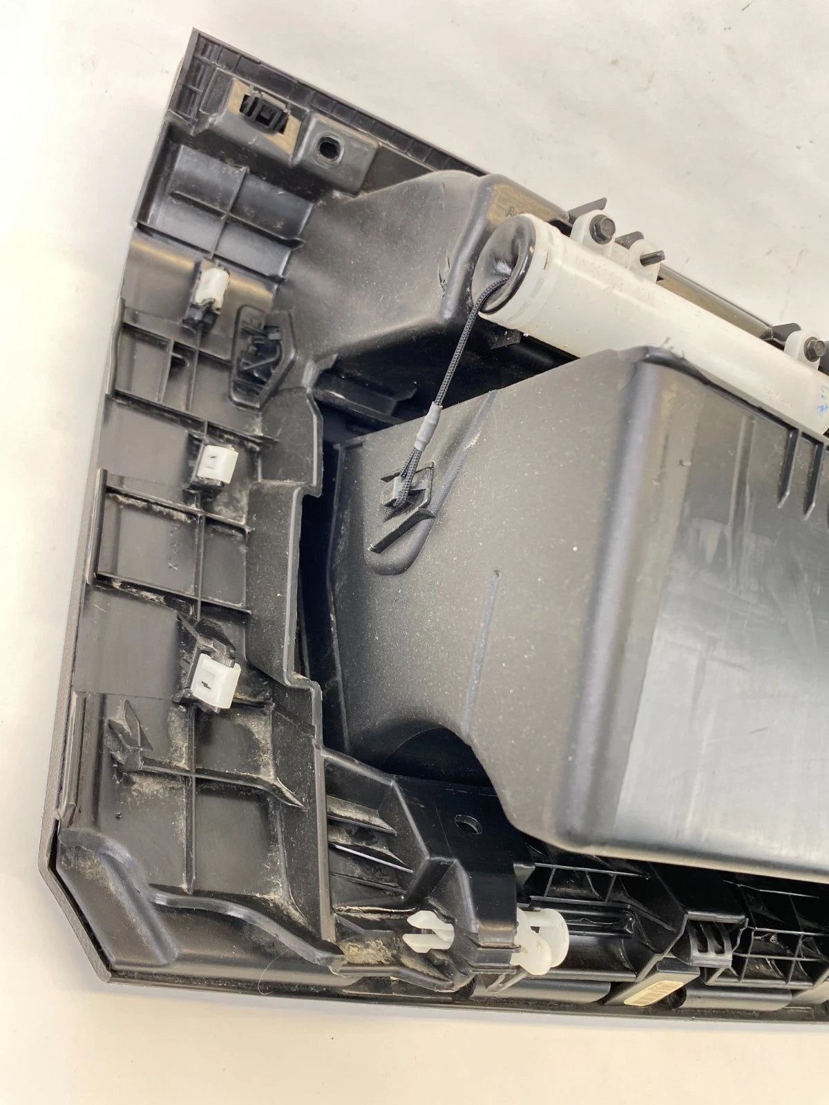 2011-2015 FORD EXPLORER GLOVE BOX STORAGE COMPARTMENT ASSY BB53-78044B88-A OEM