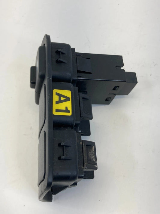 03-07 HONDA ACCORD SEDAN SUNROOF SUN ROOF SWITCH MOONROOF BUTTON W/ TRIM BEZEL