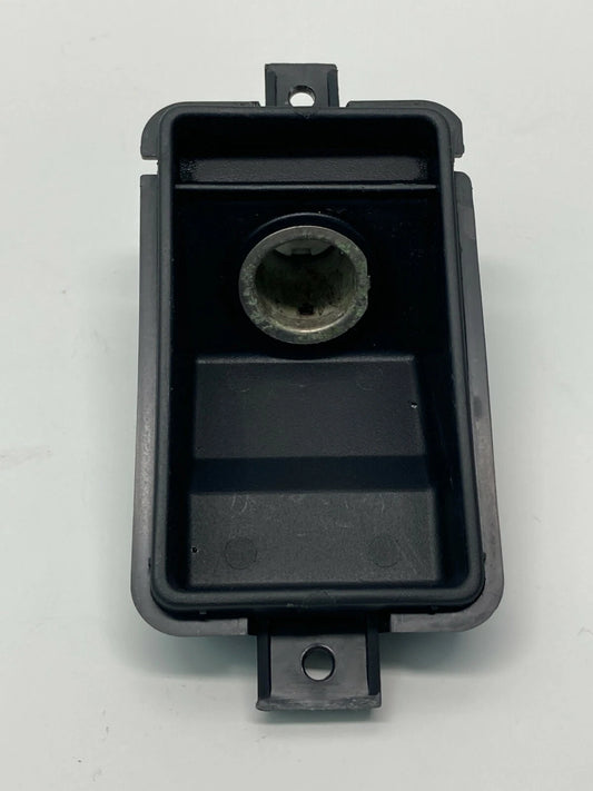 06 07 NISSAN MURANO CONSOLE POWER OUTLET SOCKET TRIM W/ BEZEL 96916-CA000 OEM