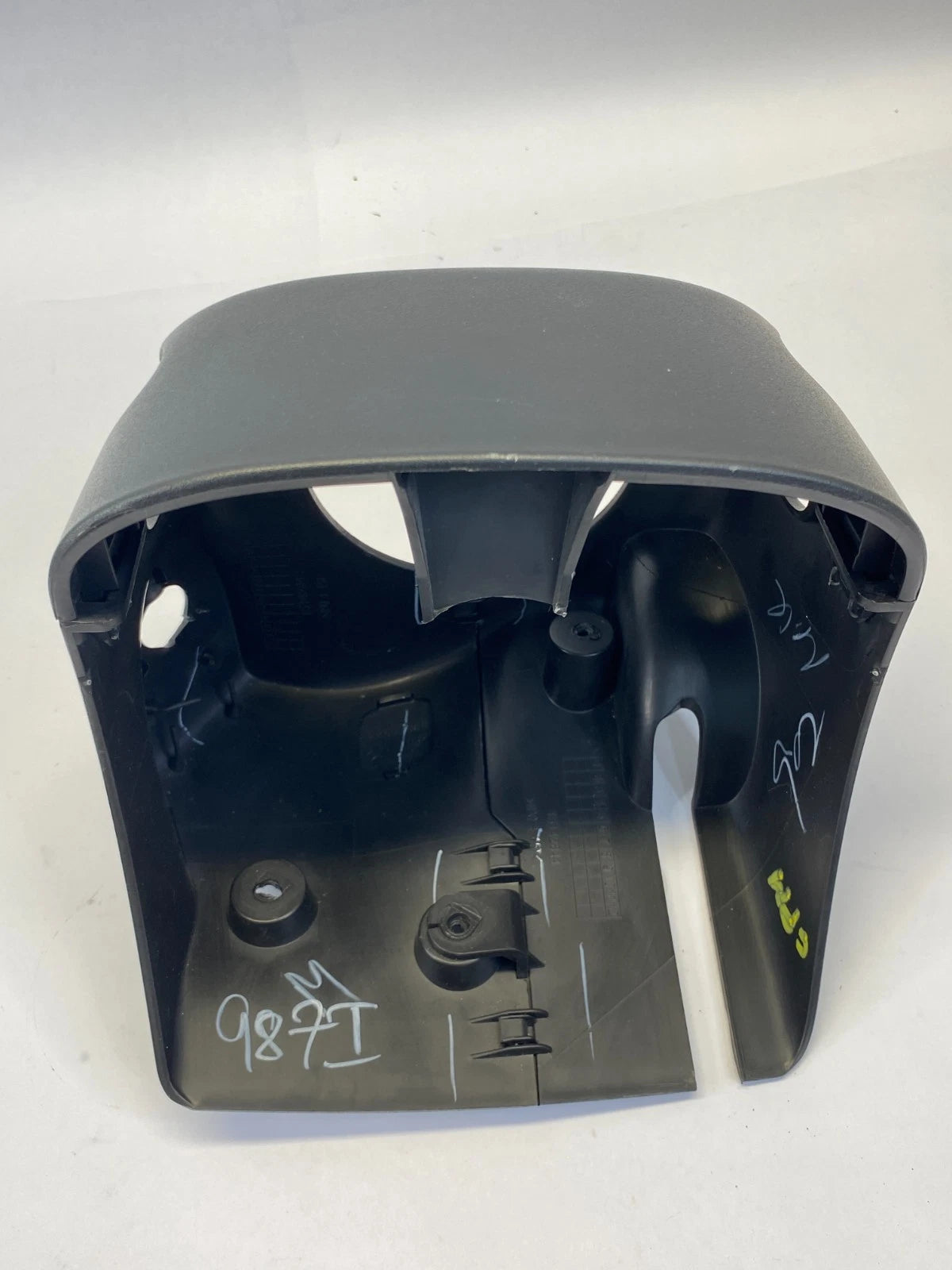 07-09 PONTIAC TORRENT UPPER & LOWER STEERING COLUMN COVER SHROUD TRIM 15142842