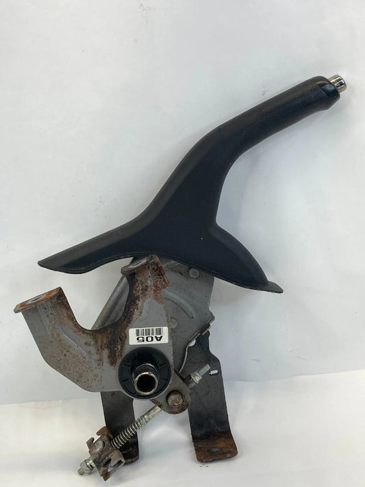 2010-2013 KIA SOUL 1.6L M/T EMERGENCY PARKING BRAKE HANDLE E-BRAKE LEVER ASSY