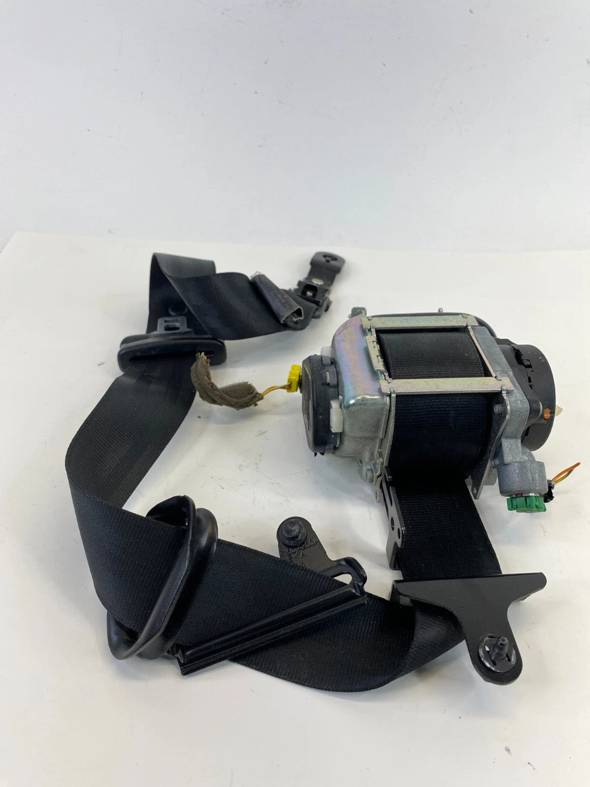 2012-2018 VOLVO S60 FRONT RIGHT RH PASSENGER SEAT BELT RETRACTOR OEM 616156000