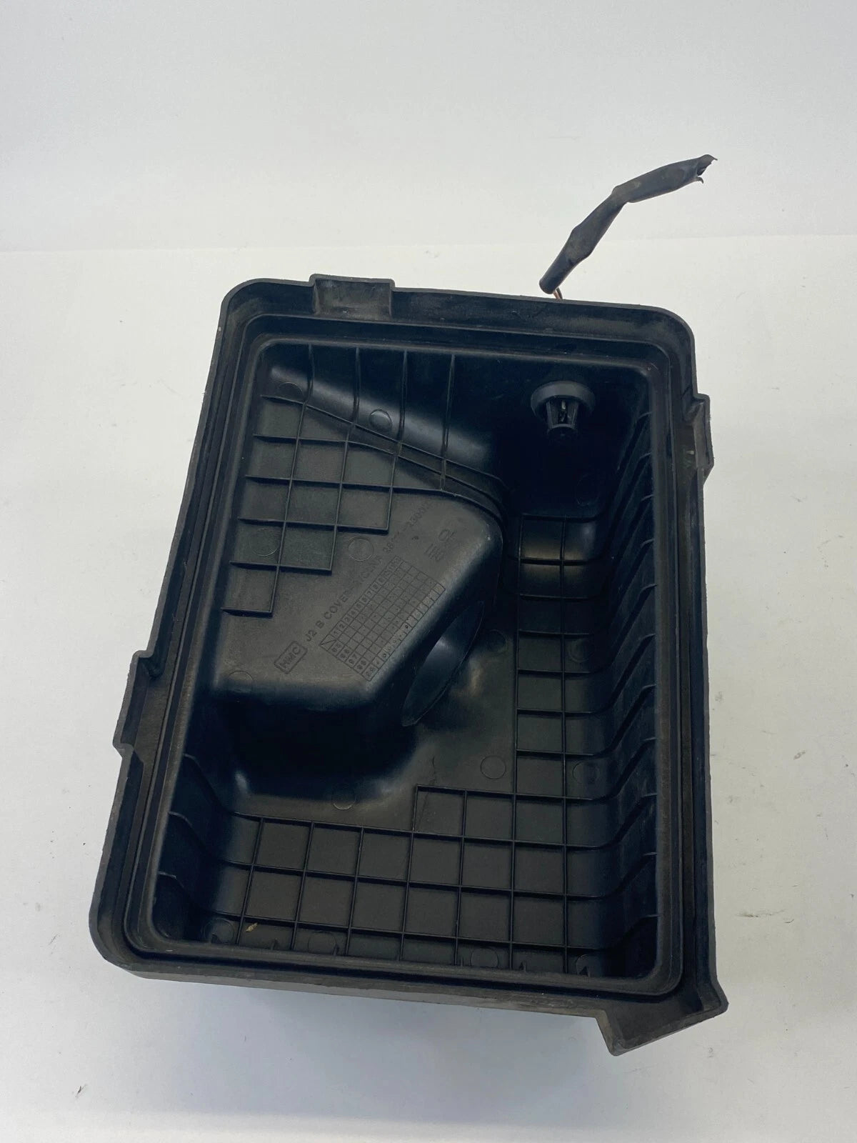 1996-2000 HYUNDAI ELANTRA 2.0L AIR CLEANER INTAKE BOX OEM FACTORY 28110-23003