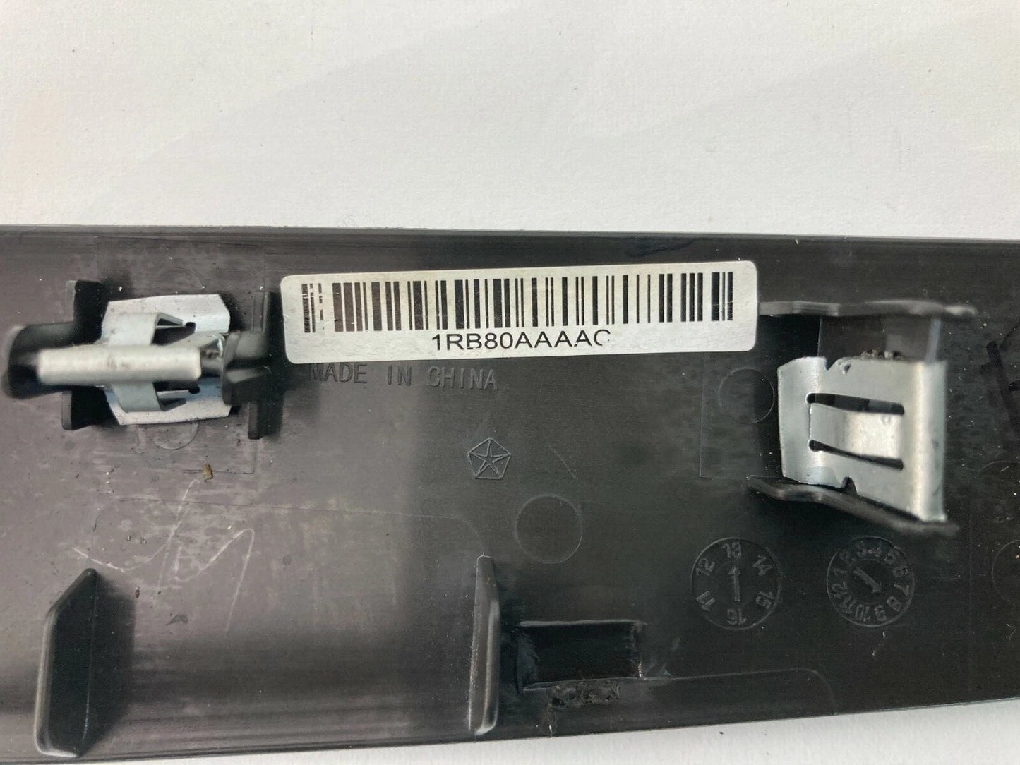 2011-2018 GRAND CARAVAN FRONT LEFT DRIVER DASH OUTER MOLDING TRIM 1RB80AAAAC OEM