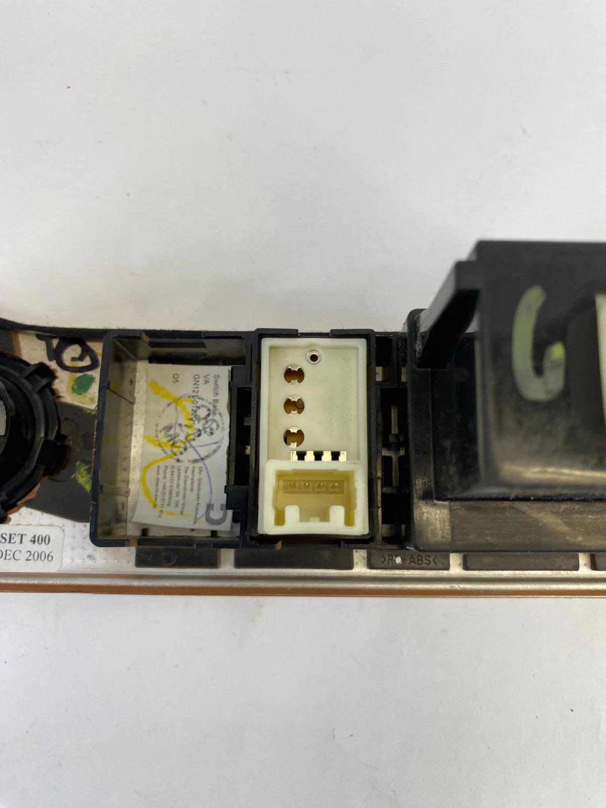 2007-2009 LEXUS RX350 04-06 RX330 DASH HEATED SEATS SWITCHES POWER OUTLET BEZEL