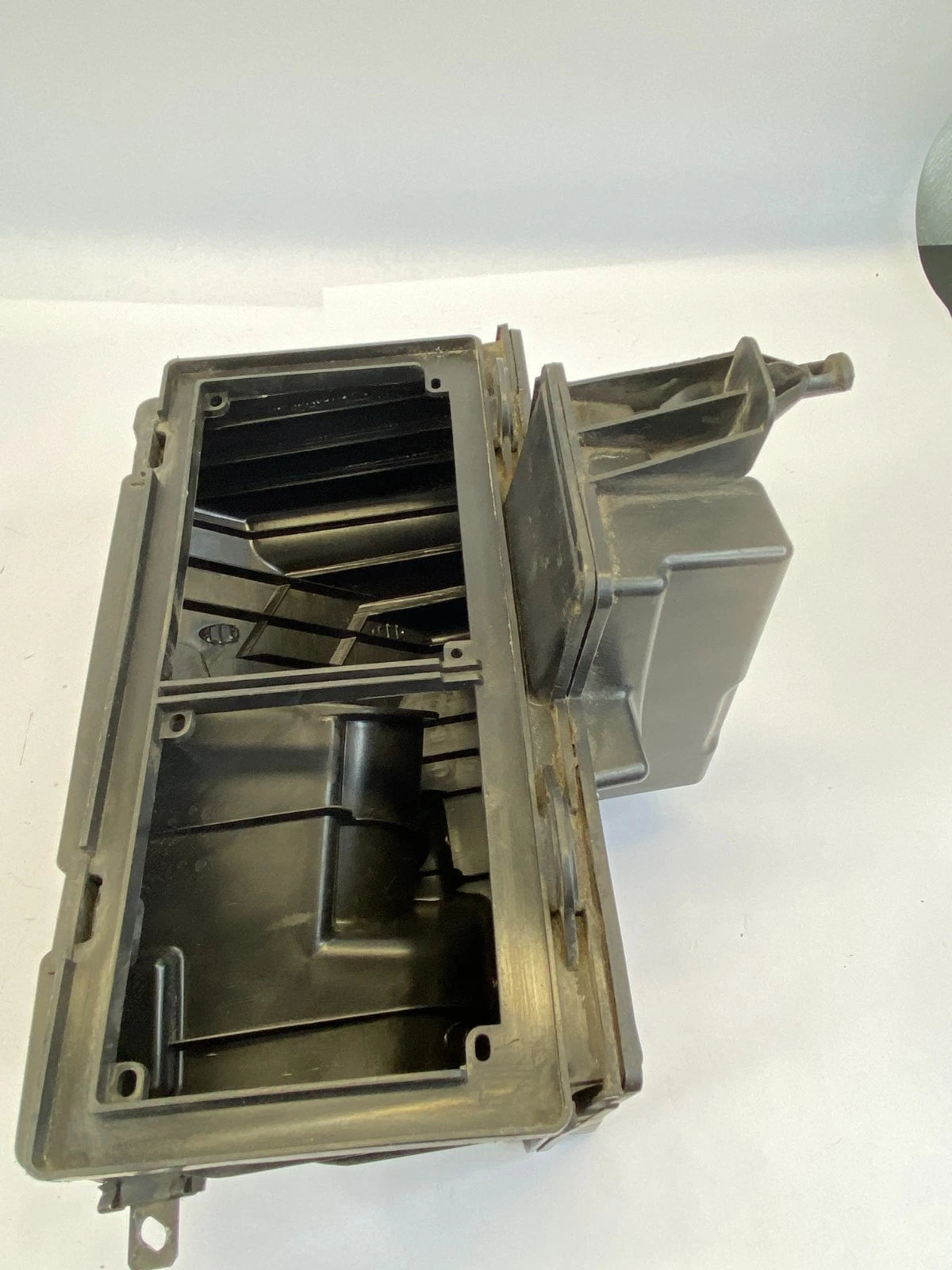 07-12 NISSAN ALTIMA 2.5L LOWER AIR CLEANER BOX ASSEMBLY HOUSING MAF SENSOR OEM