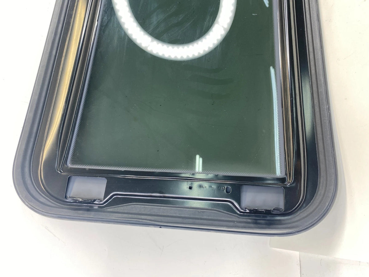 2013-2018 NISSAN ALTIMA SEDAN SUNROOF MOONROOF GLASS PANEL ASSEMBLY OEM