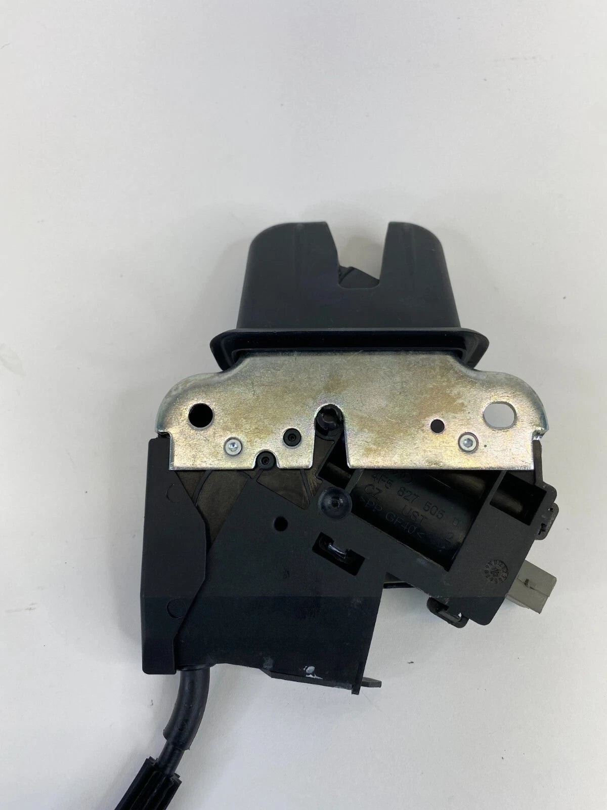 2005-2016 AUDI A4 QUATTRO REAR TRUNK LOCK LATCH ACTUATOR RELEASE 4F5827505D OEM