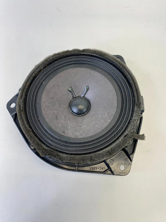 02 03 LEXUS ES300 FRONT LEFT OR RIGHT DOOR SPEAKER AUDIO ASSY 86160-0W500 OEM