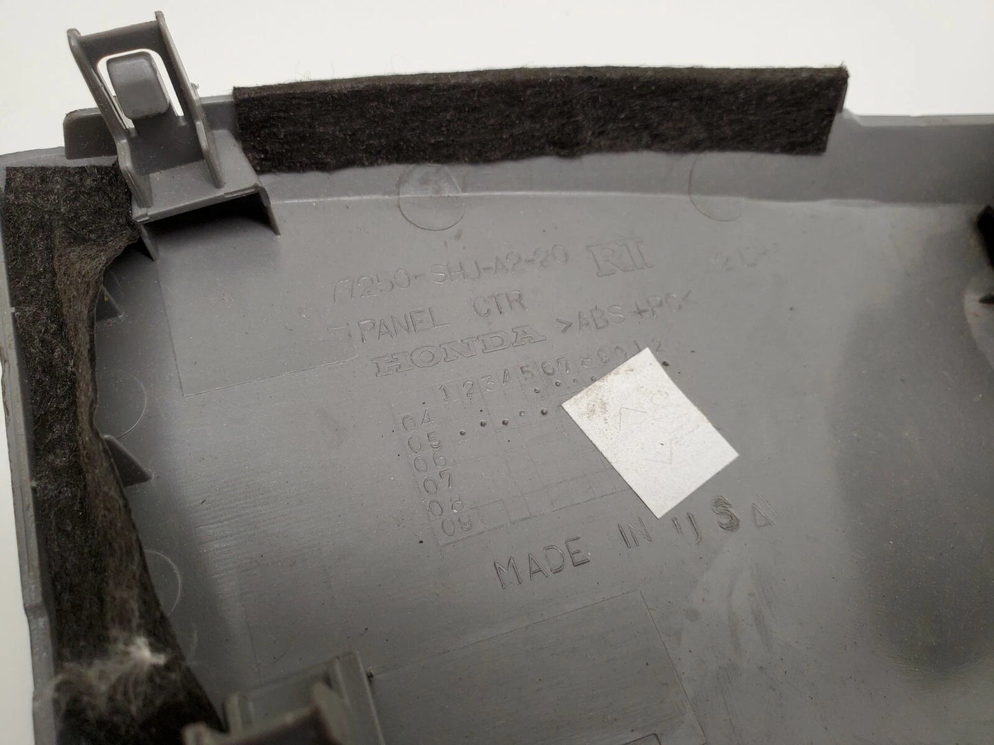 2005-2007 HONDA ODYSSEY CENTER CLIMATE CONTROL DASH TRIM BEZEL 77250SHJA220 OEM