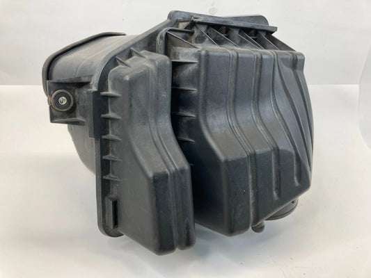 2001-2007 DODGE CARAVAN 3.3L A/T AIR INTAKE CLEANER BOX ASSEMBLY OEM