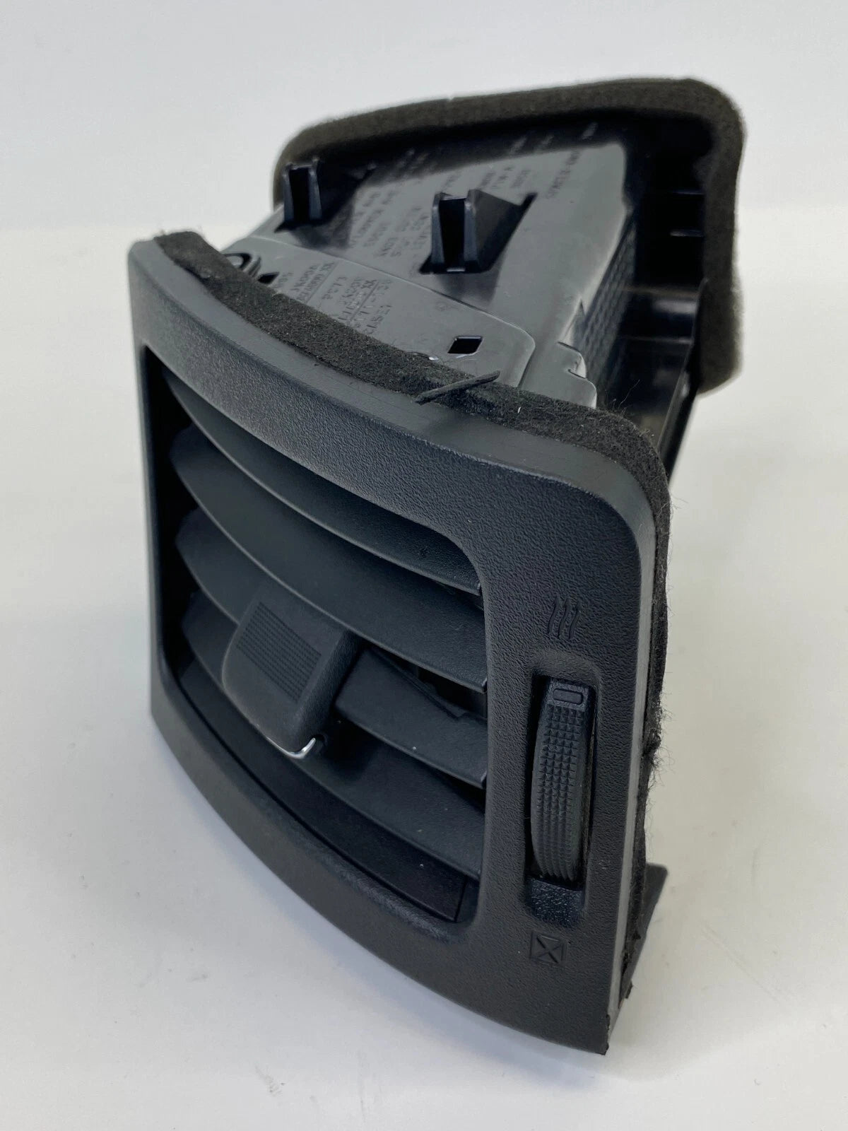 2007 2008 INFINITI G35 SEDAN DASH LEFT DRIVER SIDE A/C AIR VENT OUTER OUTLET OEM