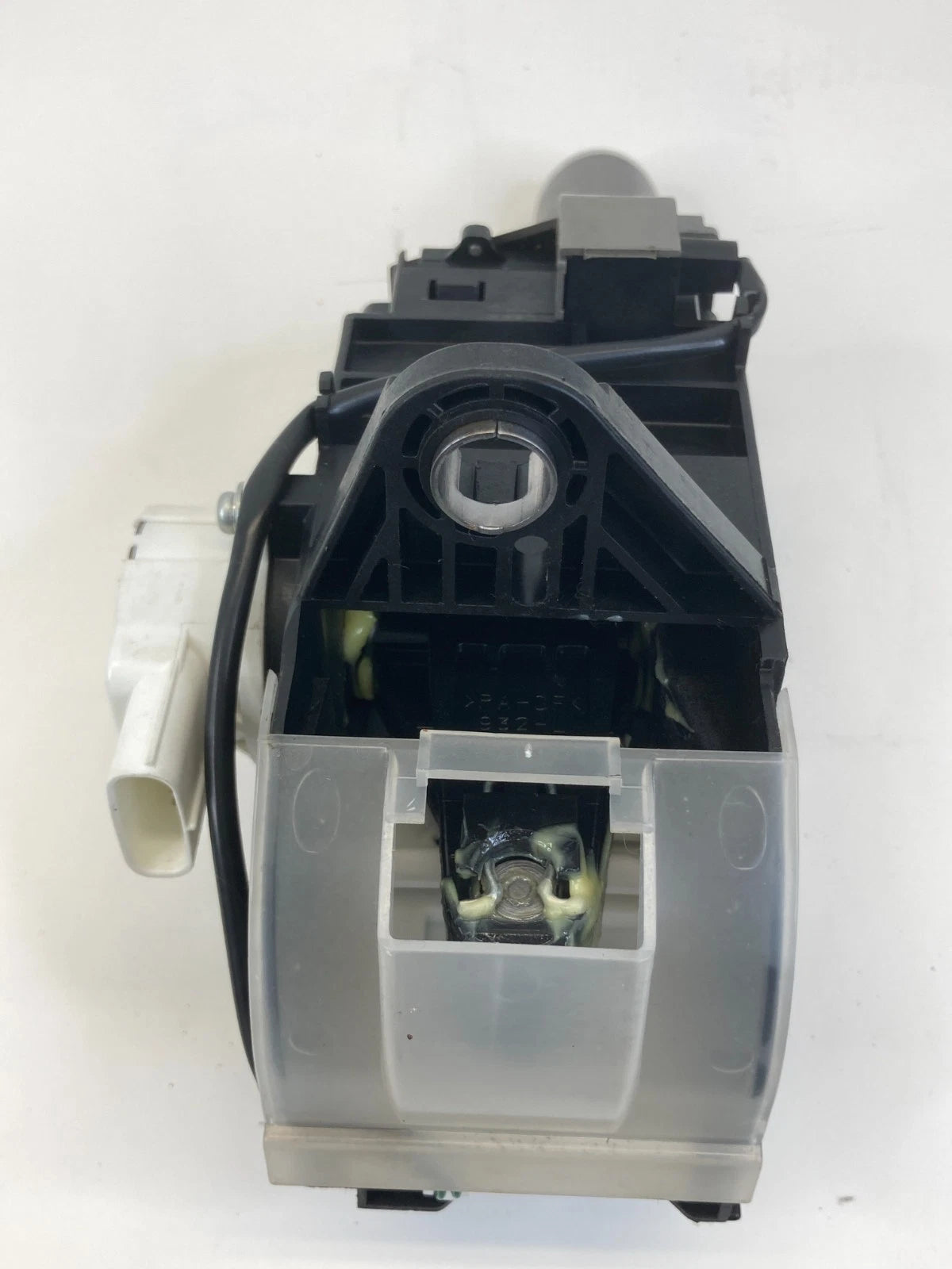2004-2009 TOYOTA PRIUS AUTOMATIC TRANSMISSION GEAR SHIFTER SELECTOR ASSY OEM