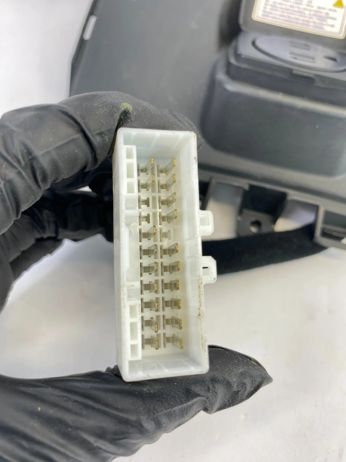 2014 2015 KIA SORENTO CENTER CONSOLE REAR POWER OUTLET BEZEL 115V ASSY OEM