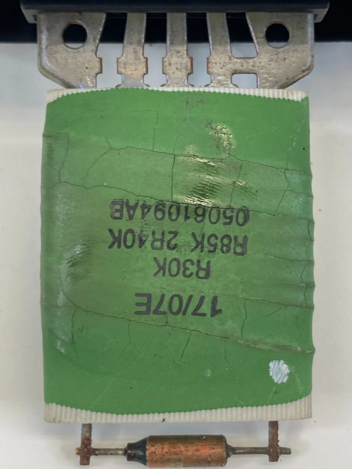 2005-2007 CHRYSLER 300 HEATER BLOWER MOTOR RESISTOR SENSOR UNIT 5061094AB OEM