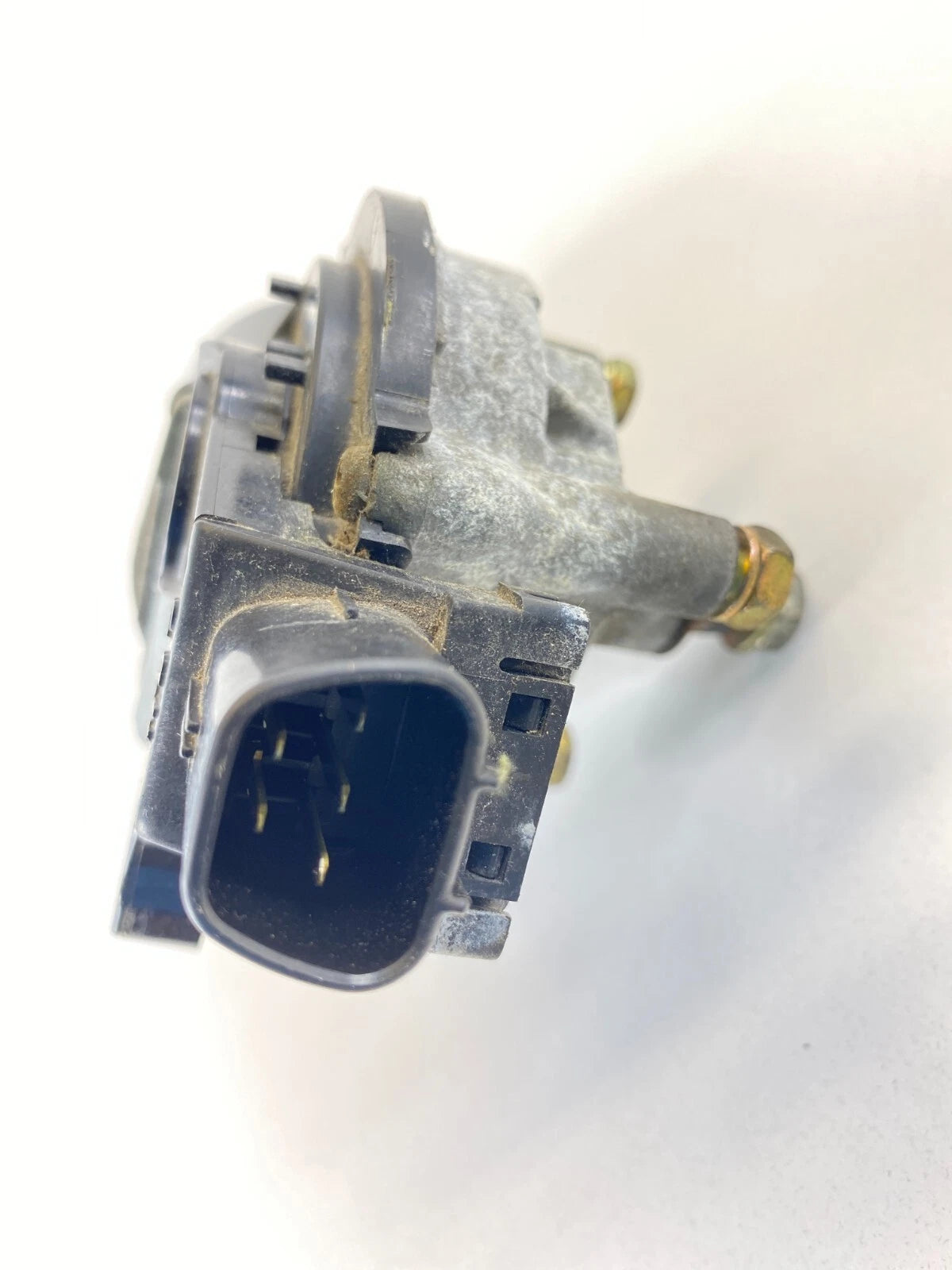 2001-2005 TOYOTA RAV4 FRONT WINDSHIELD WIPER MOTOR ASSEMBLY UNIT OEM 85110-42130