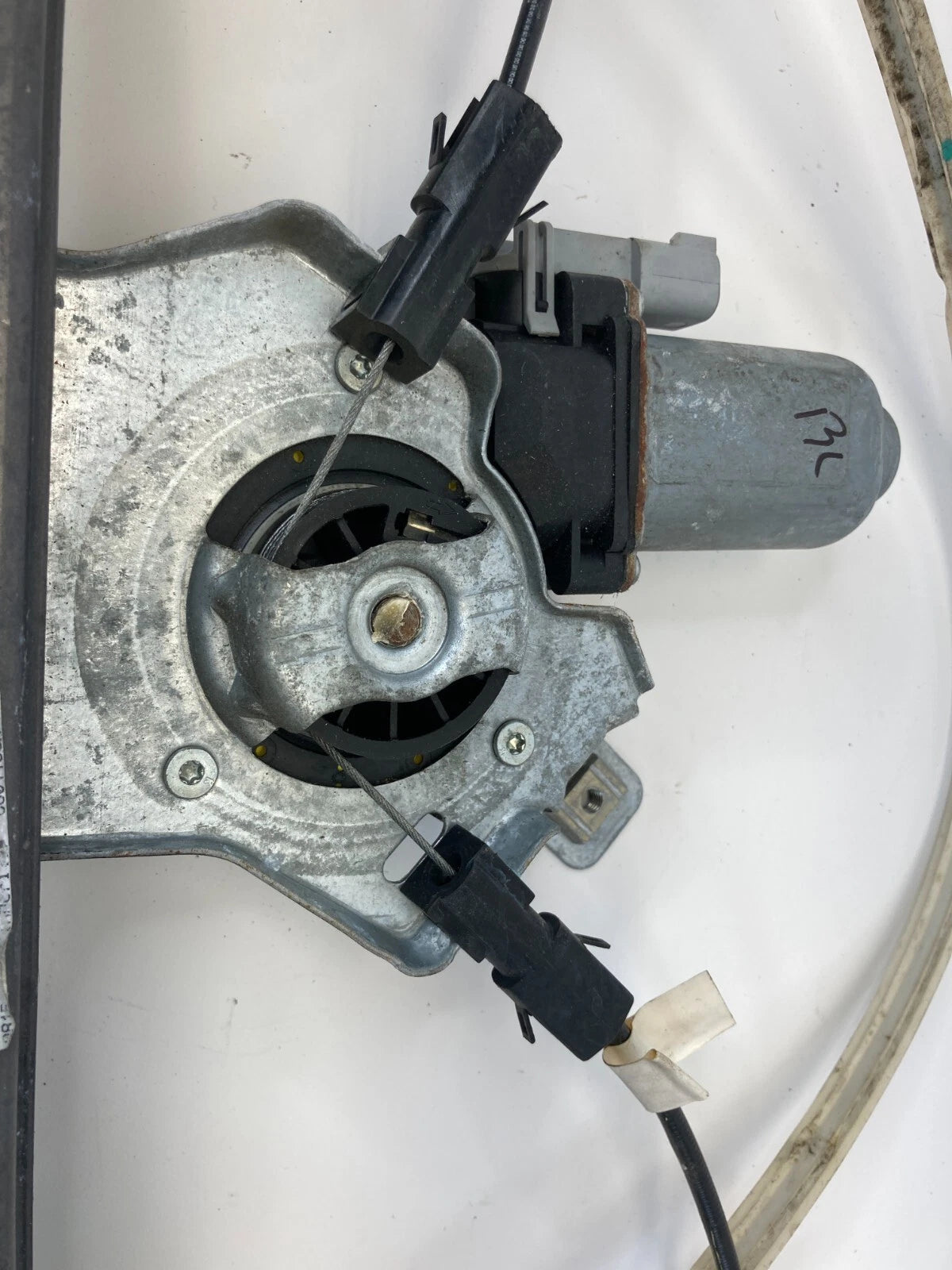 2004-2008 FORD F-150 CREW CAB REAR LEFT SIDE WINDOW REGULATOR W/ MOTOR OEM