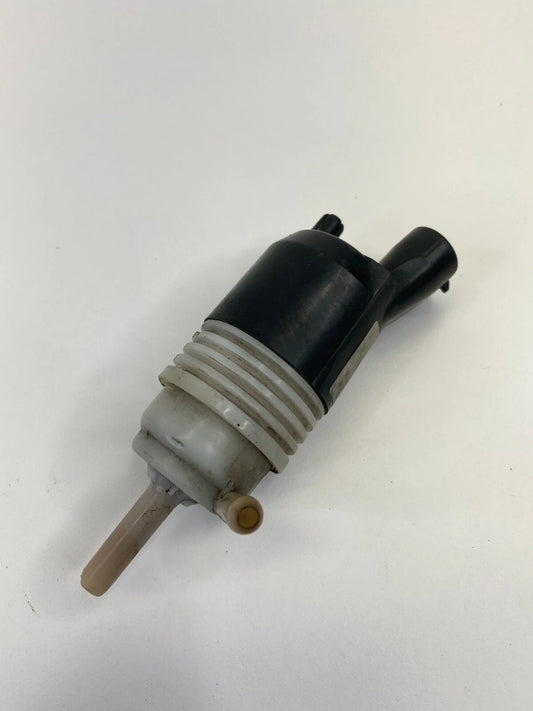 2005-2009 CHEVROLET TRAILBLAZER REAR WINDOW WASHER FLUID PUMP 10386728 OEM
