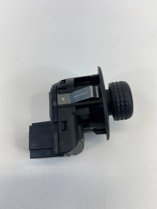 2008-2012 FORD ESCAPE POWER DOOR MIRROR CONTROL SWITCH BUTTON 8F9T-17B676-AA OEM
