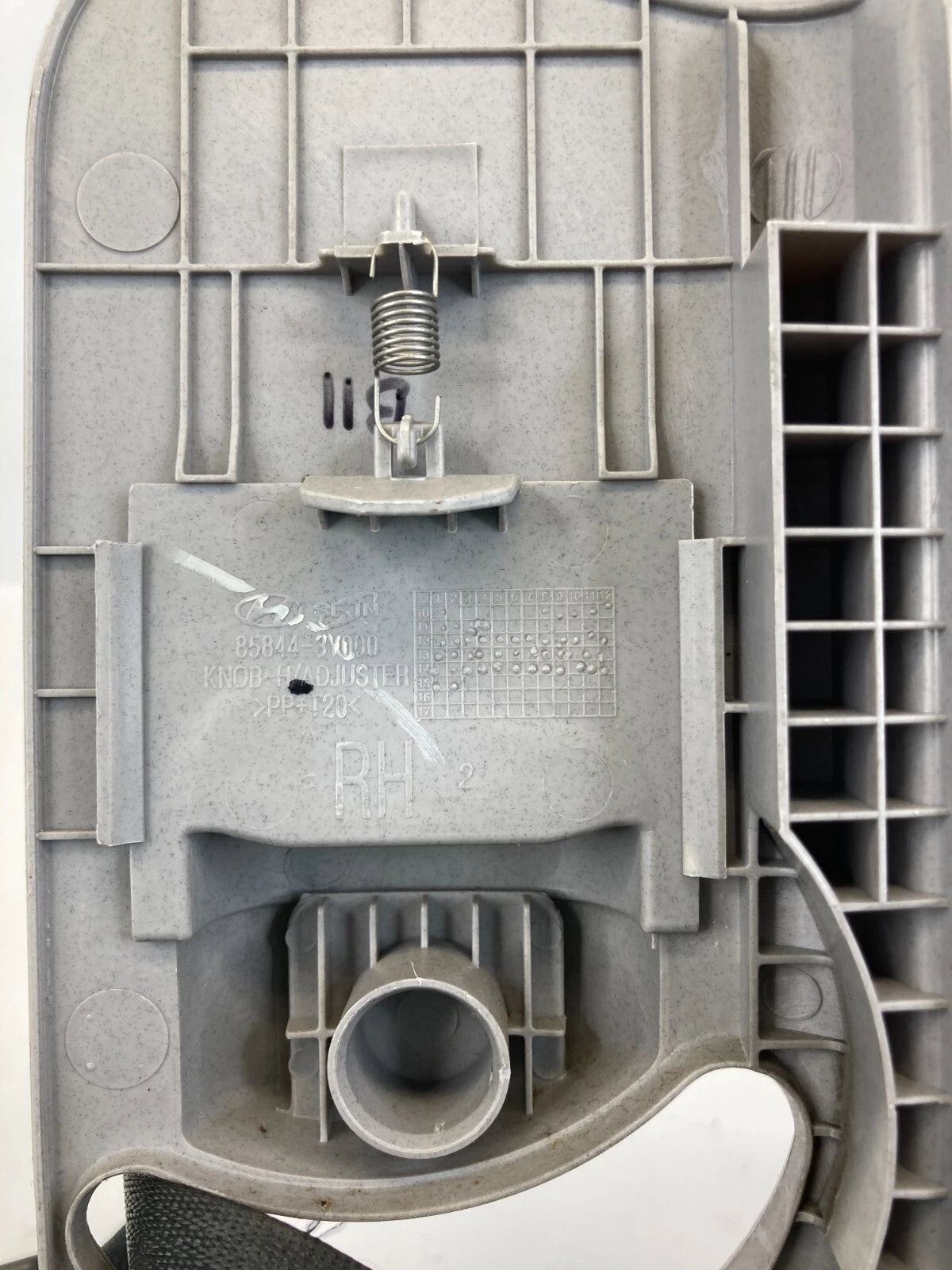 14-16 HYUNDAI ELANTRA FRONT RIGHT SIDE SEAT BELT RETRACTOR ASSEMBLY 85844-3Y000