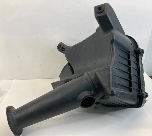 2009-2017 CHEVROLET TRAVERSE ENGINE AIR CLEANER FILTER INTAKE BOX HOUSING OEM