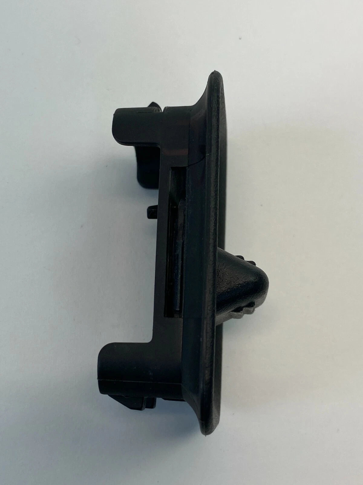 00-06 CHEVROLET TAHOE GMC YUKON FRONT DOOR LOCK LEVER INDICATOR SWITCH 15172121