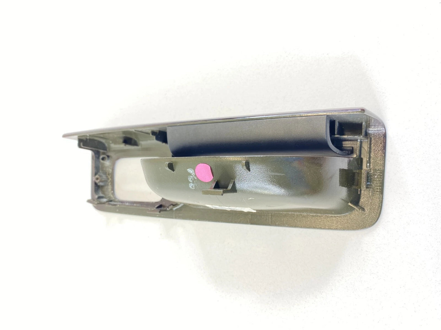 04-11 VOLVO S40 REAR RIGHT BACK SIDE DOOR TRIM PANEL POCKET WINDOW SWITCH BEZEL