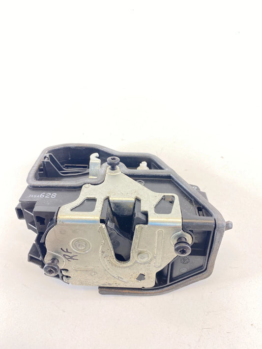 04-07 BMW 530I 525I FRONT RIGHT PASSENGER SIDE DOOR LOCK LATCH ACTUATOR 7154628