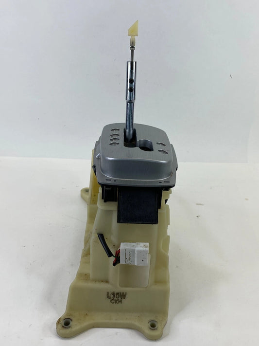 2007-2010 KIA SPORTAGE AUTOMATIC TRANSMISSION FLOOR GEAR SHIFTER SHIFT LEVER OEM