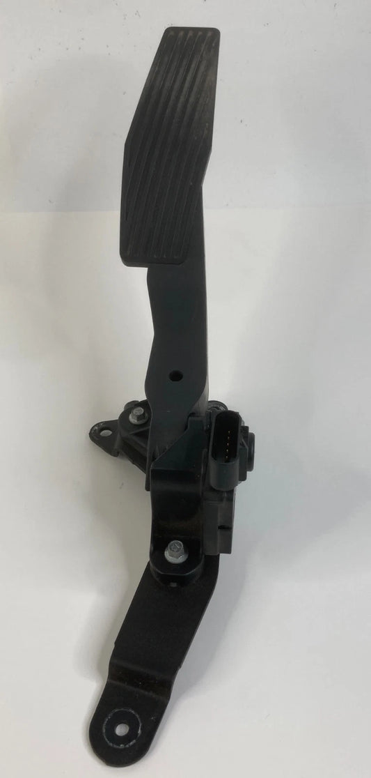 2004-2012 CHEVY MALIBU 05-10 PONTIAC G6 ACCELERATOR GAS PEDAL 275061039 OEM