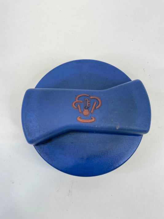 1998-2003 VOLKSWAGEN BEETLE ENGINE RADIATOR FLUID COOLANT RESERVOIR CAP OEM