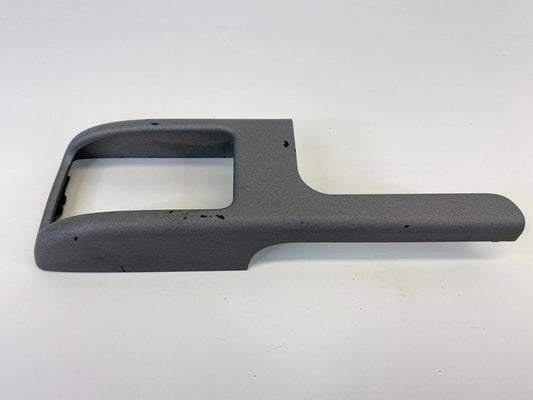 2003-2006 LAND ROVER RANGE ROVER FRONT RIGHT PASSENGER DOOR HANDLE SURROUND OEM