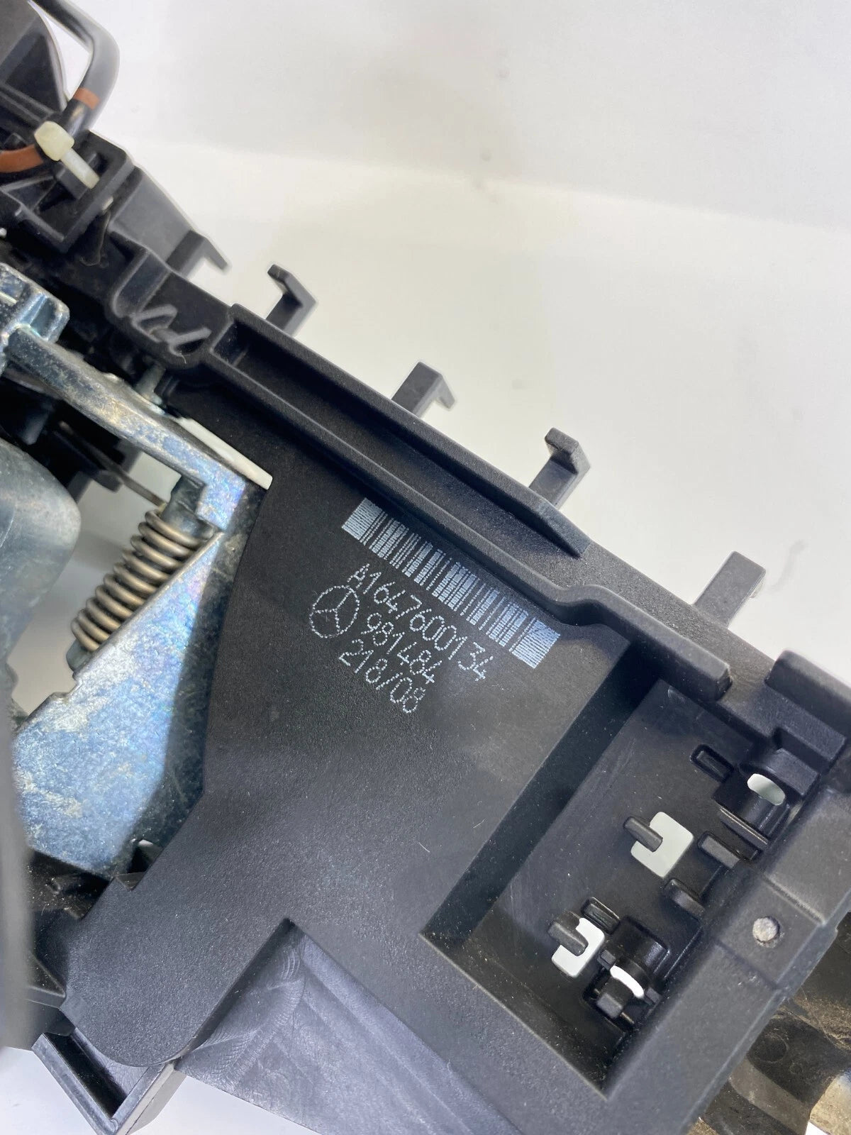 08-11 MERCEDES-BENZ ML350 FRONT LEFT DRIVER EXTERIOR DOOR HANDLE 1647600134