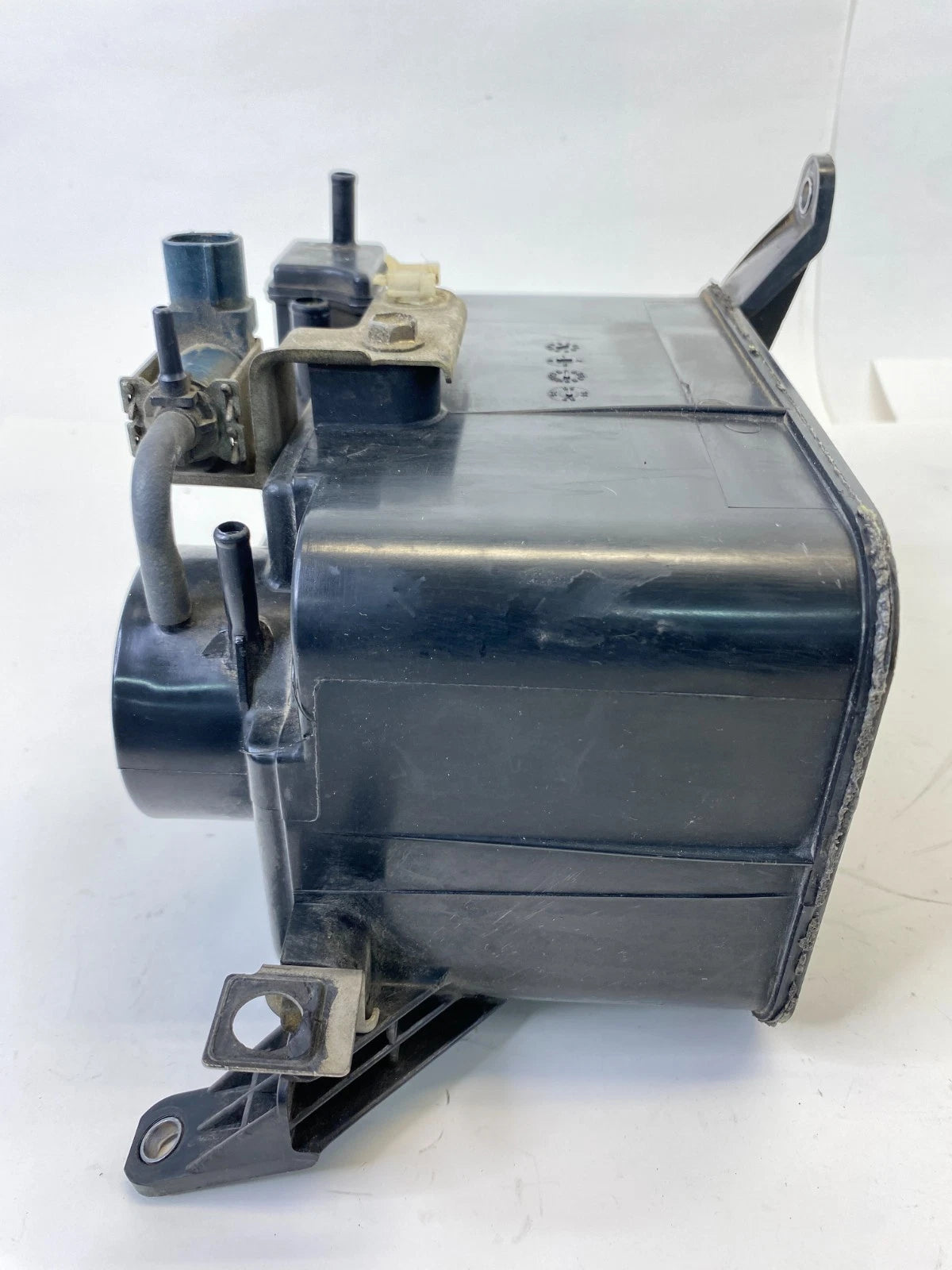 1996-2000 TOYOTA 4RUNNER 3.4L V6 AT FUEL VAPOR CHARCOAL CANISTER 184600-1960 OEM