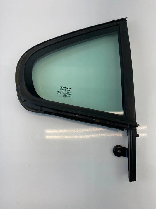 2001-2009 VOLVO S60 SEDAN REAR RIGHT PASSENGER DOOR VENT GLASS 30674363 OEM