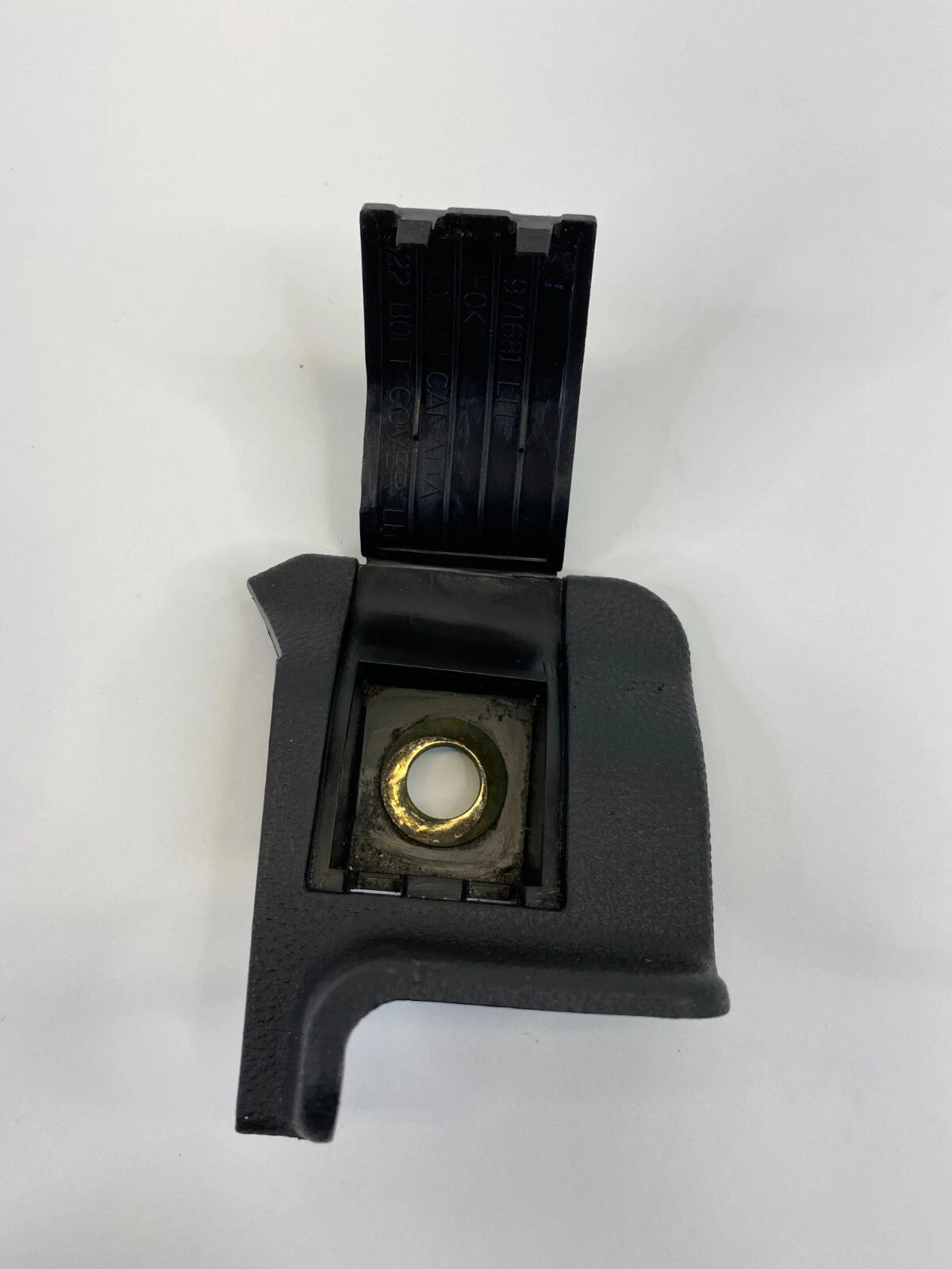 2010-2017 CHEVY EQUINOX CENTER CONSOLE LOWER LEFT DRIVER SIDE BOLT CAP 25971681