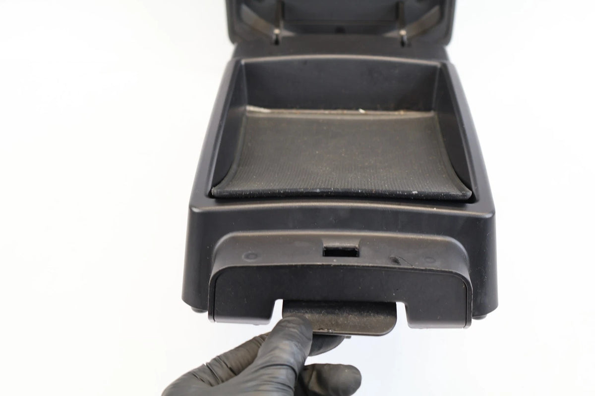 2011-2014 HYUNDAI SONATA CENTER CONSOLE ARMREST LID COVER LEATHER 846603S000